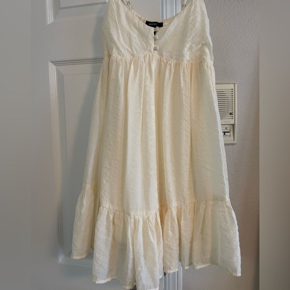 Forever 21 babydoll dress, cream, good condition, button/ruffle detail